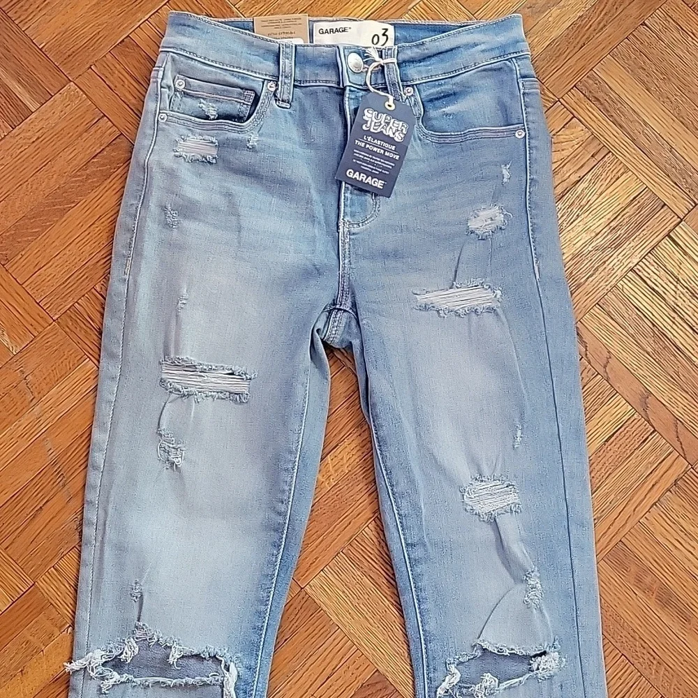 Garage Skinny Distressed Denim Light Blue Jeans Size 3 Nwt